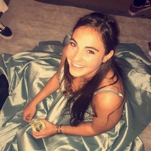 Meet your Posher, Katrina